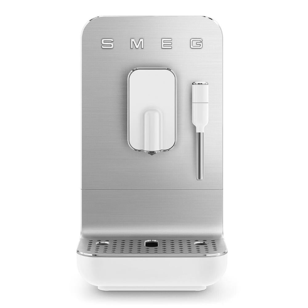 Smeg BCC12WHMEU kahviautomaatti maidonvaahdotusputkella valkoinen