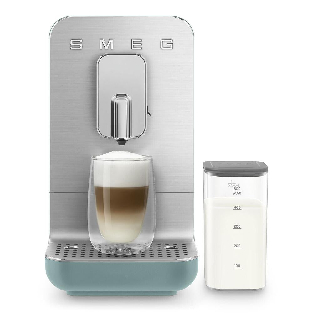 Smeg BCC13EGMEU kahviautomaatti maitokannulla emerald green