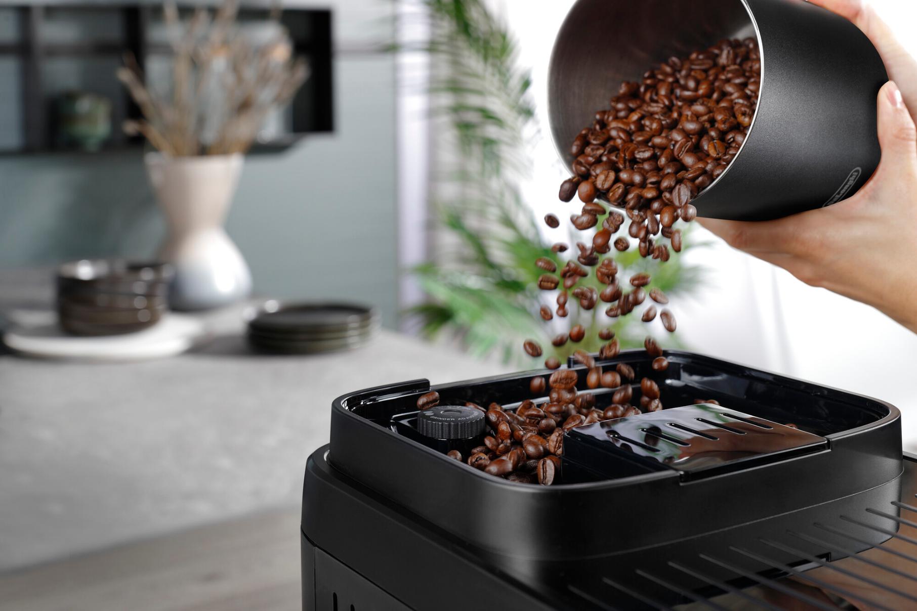 DeLonghi ECAM310.60.B Magnifica Evo Next kahviautomaatti musta